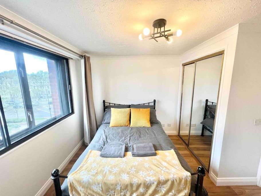 Luxstay 2br Earls Court Sleeps Up To 10 Appartement Londen